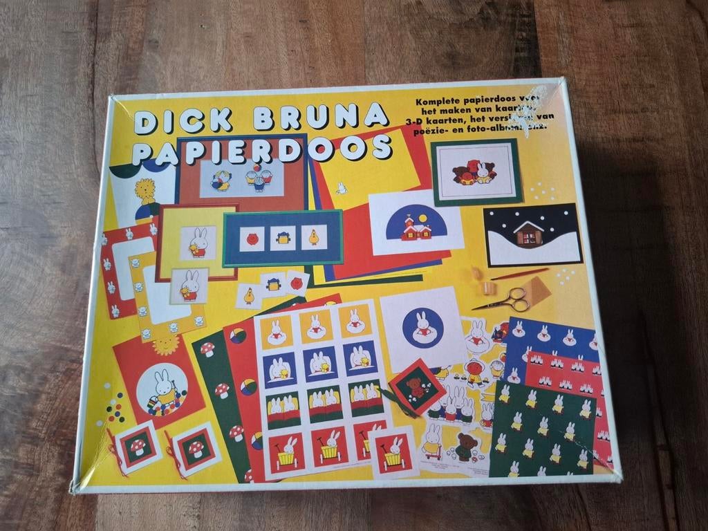 Dick bruna papierdoos. Poëzieplaatjes, hobby. Vintage., Gebruikt, Overige thema's, Meerkleurig, Ophalen of Verzenden