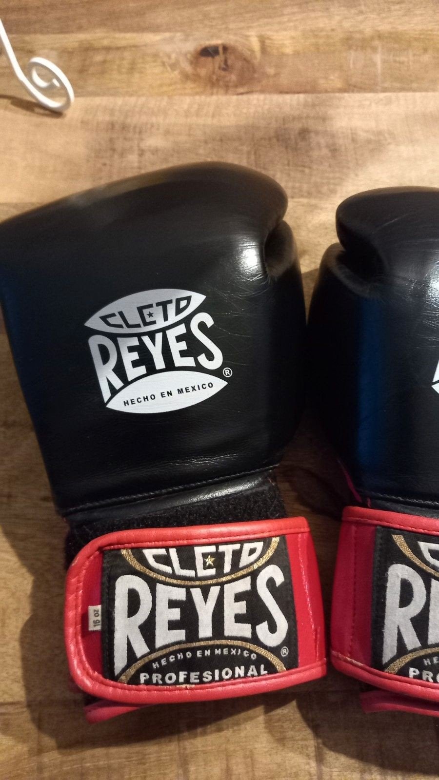 Cleto Reyes 16oz bokshandschoenen, Sport en Fitness, Ophalen of Verzenden, Gebruikt, Bokshandschoenen