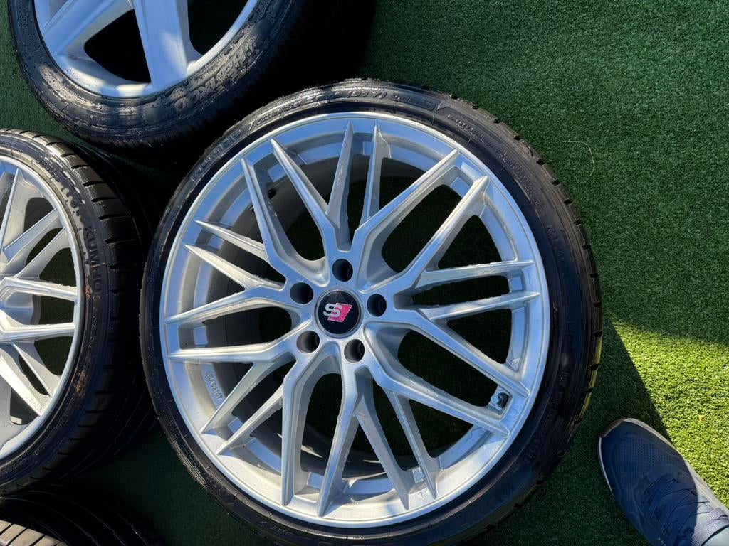 5x112, 19inch RS8 velgen et 35 komt van Rs4 2007, Auto-onderdelen, Banden en Velgen, Velg(en), Zomerbanden, 19 inch, 235 mm, Ophalen