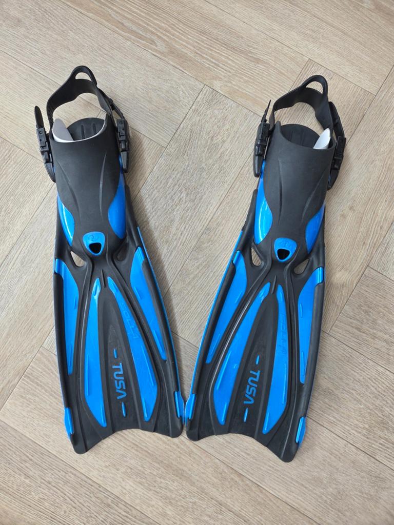 Duikvinnen TUSA SF-22 L-XL.  ZGAN, Ophalen of Verzenden, Zo goed als nieuw, Zwem- of Duikvliezen