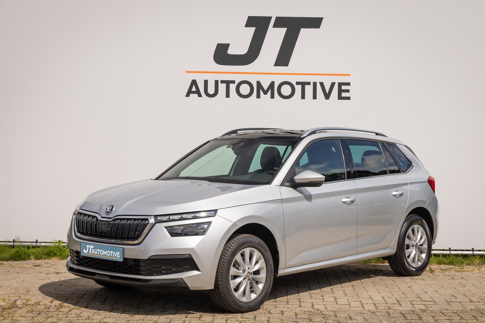 Skoda Kamiq 1.0 TSI Bns Edition nlauto pano | digitale telle, Gebruikt, Euro 6, 49 €/maand, Origineel Nederlands