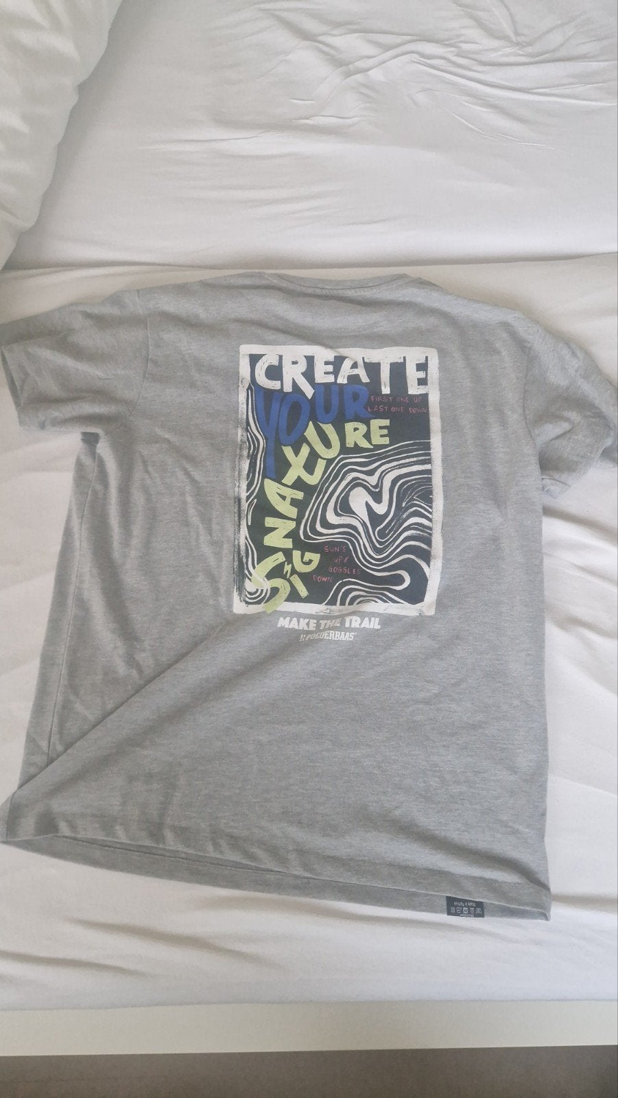 T-shirt Poederbaas M grijs grey, Ophalen of Verzenden, Zo goed als nieuw, Maat 52/54 (L), Grijs