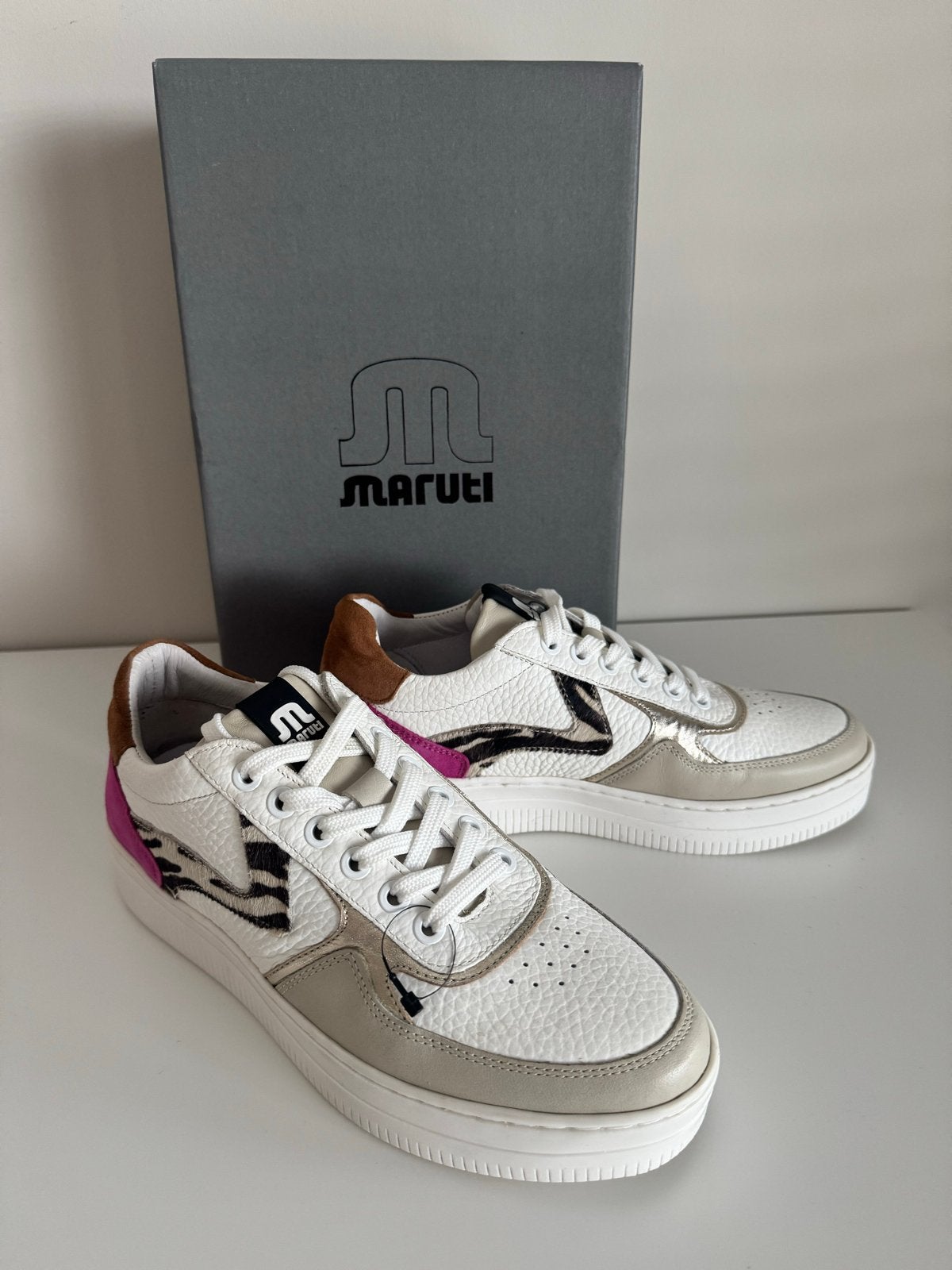 Maruti Sneakers Dames Maat 38 - Nieuw, Kleding | Dames, Schoenen, Wit, Nieuw, Ophalen of Verzenden, Sneakers of Gympen