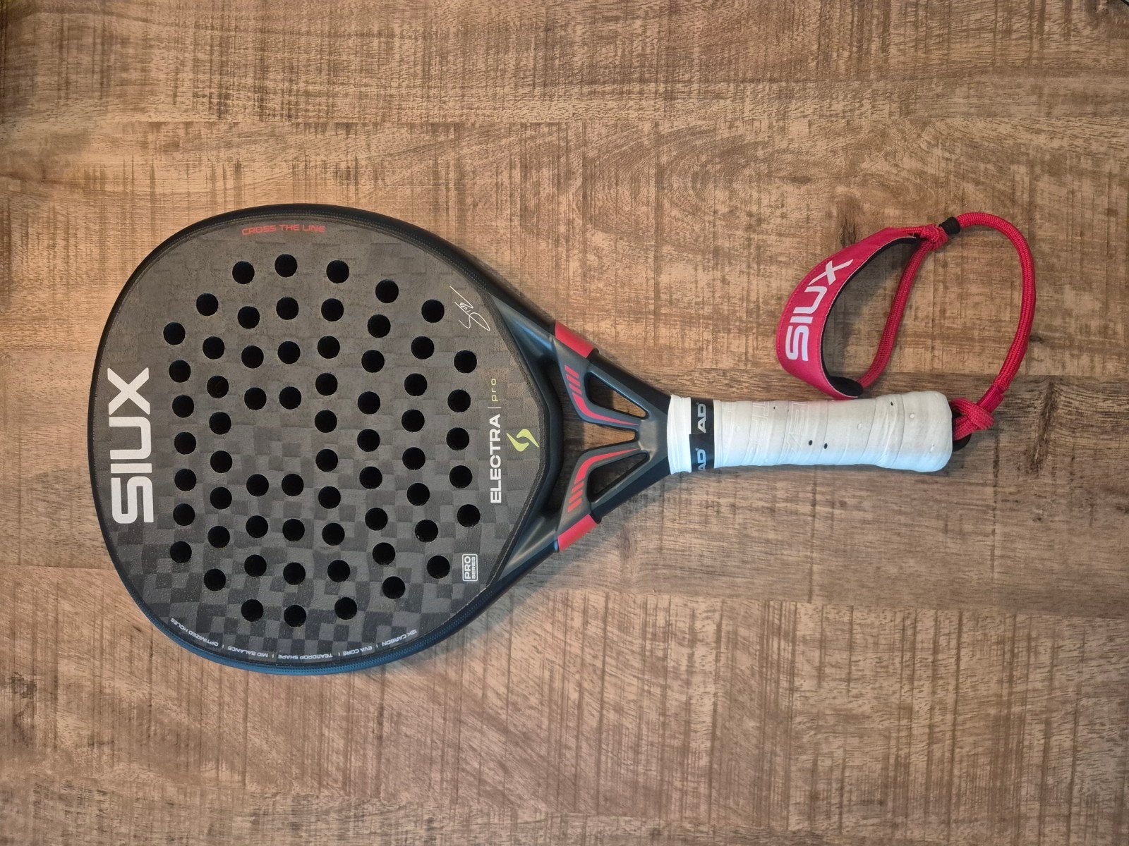 Siux Electra Pro 2026, aankoopdatum 14 juli 2026
Siux 

Beki, Sport en Fitness, Padel, Ophalen of Verzenden, Zo goed als nieuw
