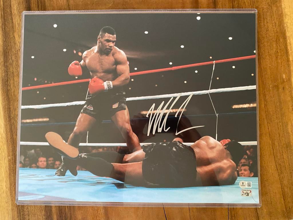 Gesigneerde foto Mike Tyson - Beckett & Fiterman COA, Verzamelen, Ophalen of Verzenden, Nieuw, Overige sporten, Poster, Plaatje of Sticker
