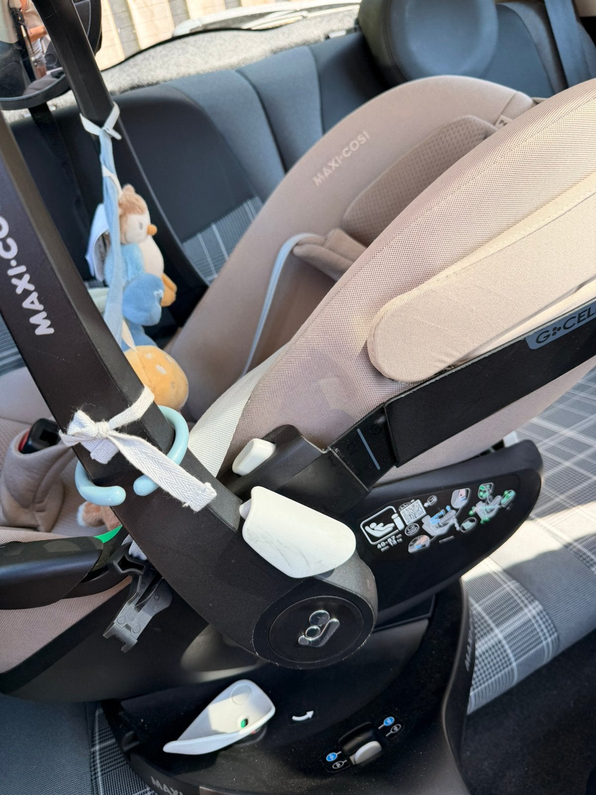 Maxi Cosi Joolz met 360 graden draaiende iso fix, Kinderen en Baby's, Autostoeltjes, Ophalen of Verzenden, Zo goed als nieuw, Isofix