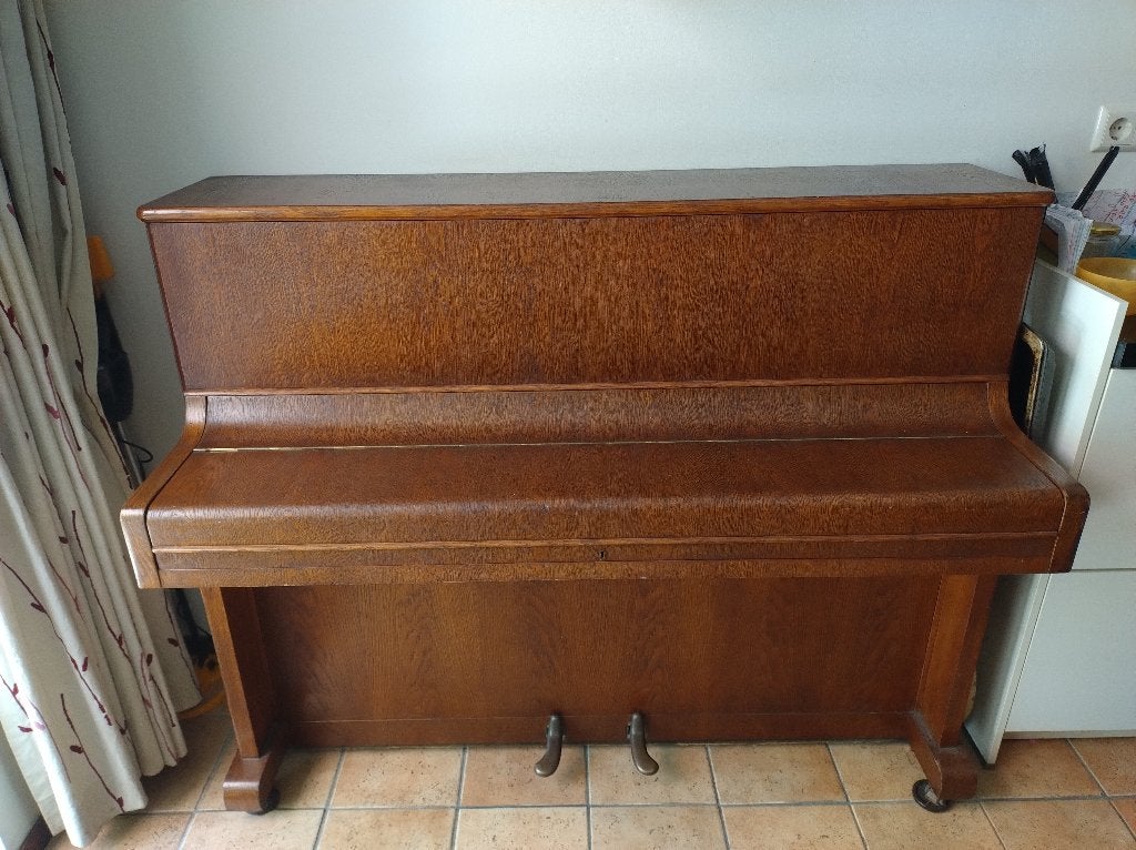 Piano August Förster te koop, Ophalen, Gebruikt, Bruin, Piano