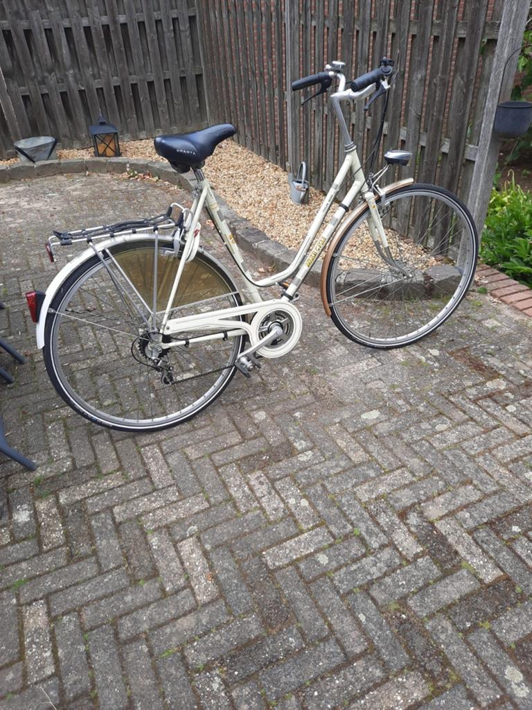Multicycle damesfiets (tour600), Fietsen en Brommers, 56 cm of meer, Ophalen of Verzenden, Overige merken, Versnellingen