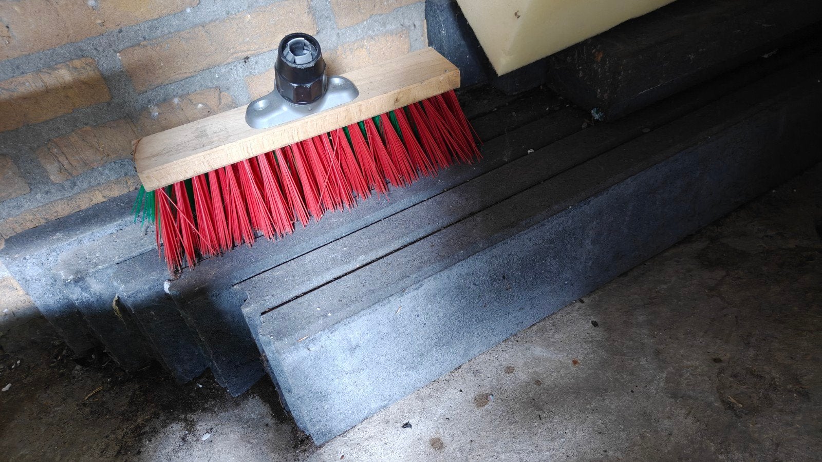 Afsluitbalken stenen voor tuinonderhoud (6 heel, 7 half), Ophalen, Gebruikt, Overige typen, Minder dan 5 m²