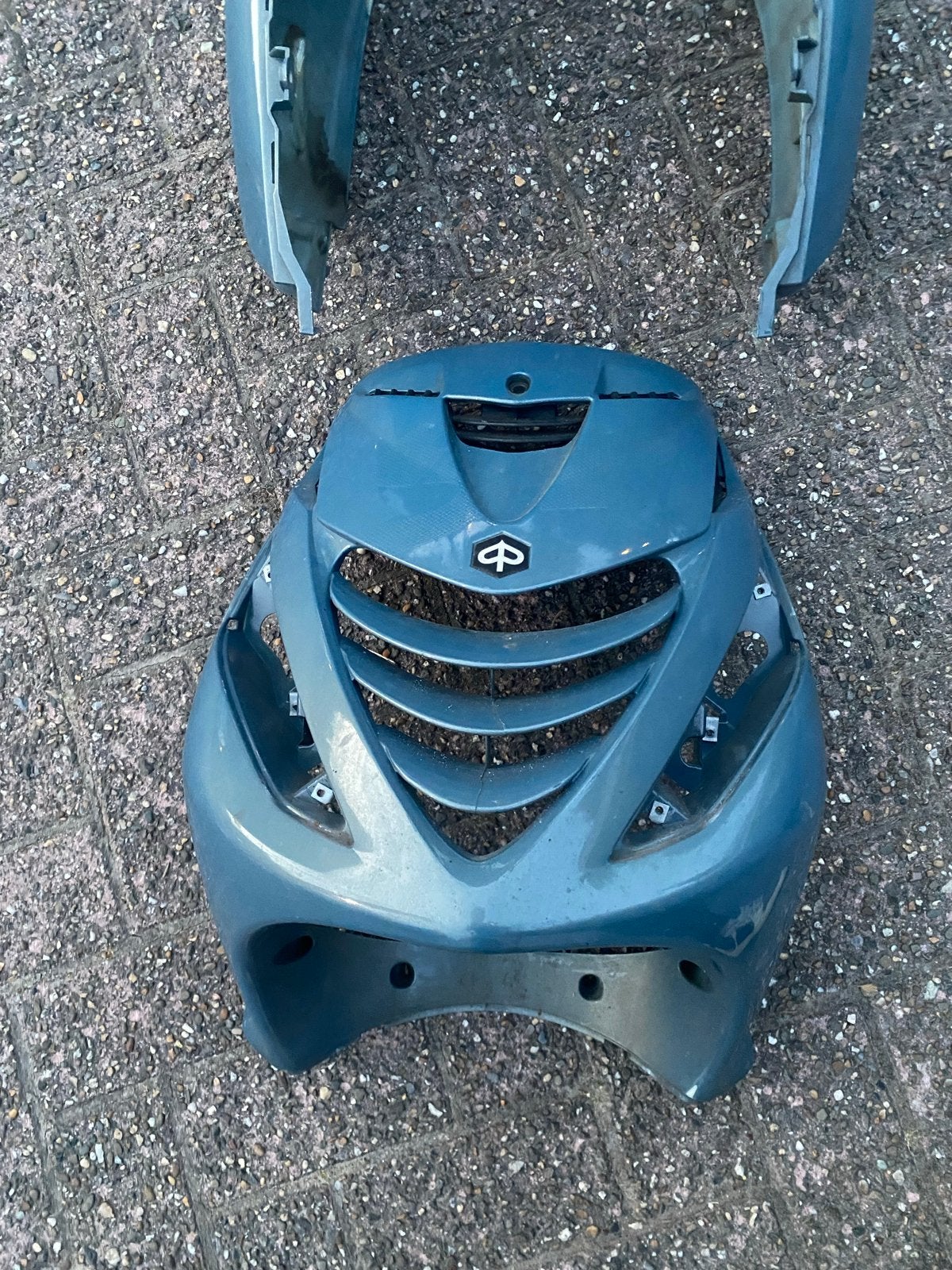 Piaggio Zip SP Kappen Set - Gebruikt met Schade, Fietsen en Brommers, Brommeronderdelen | Scooters, Ophalen of Verzenden, Gebruikt
