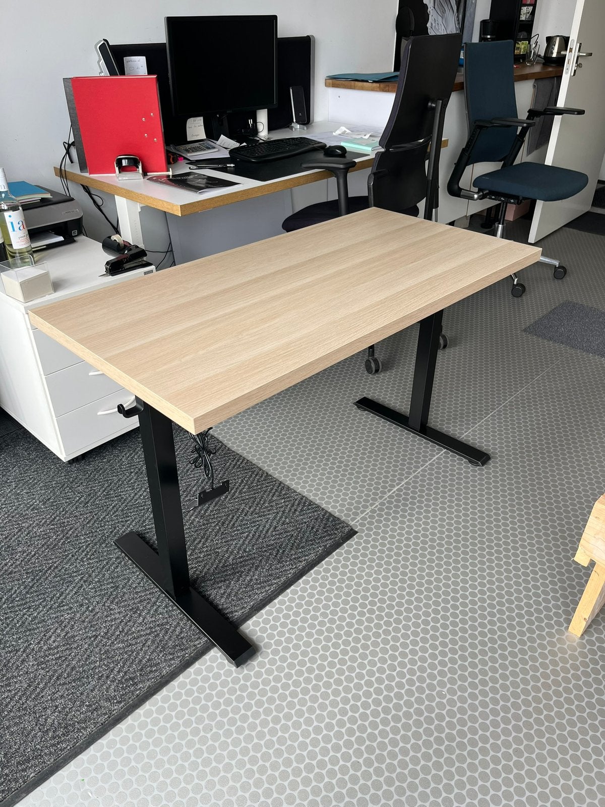 Klein zit sta bureau, weer naar school, 120x60 (211.75 incl), Ophalen, Zit-sta bureau, Elektrisch, 120 cm