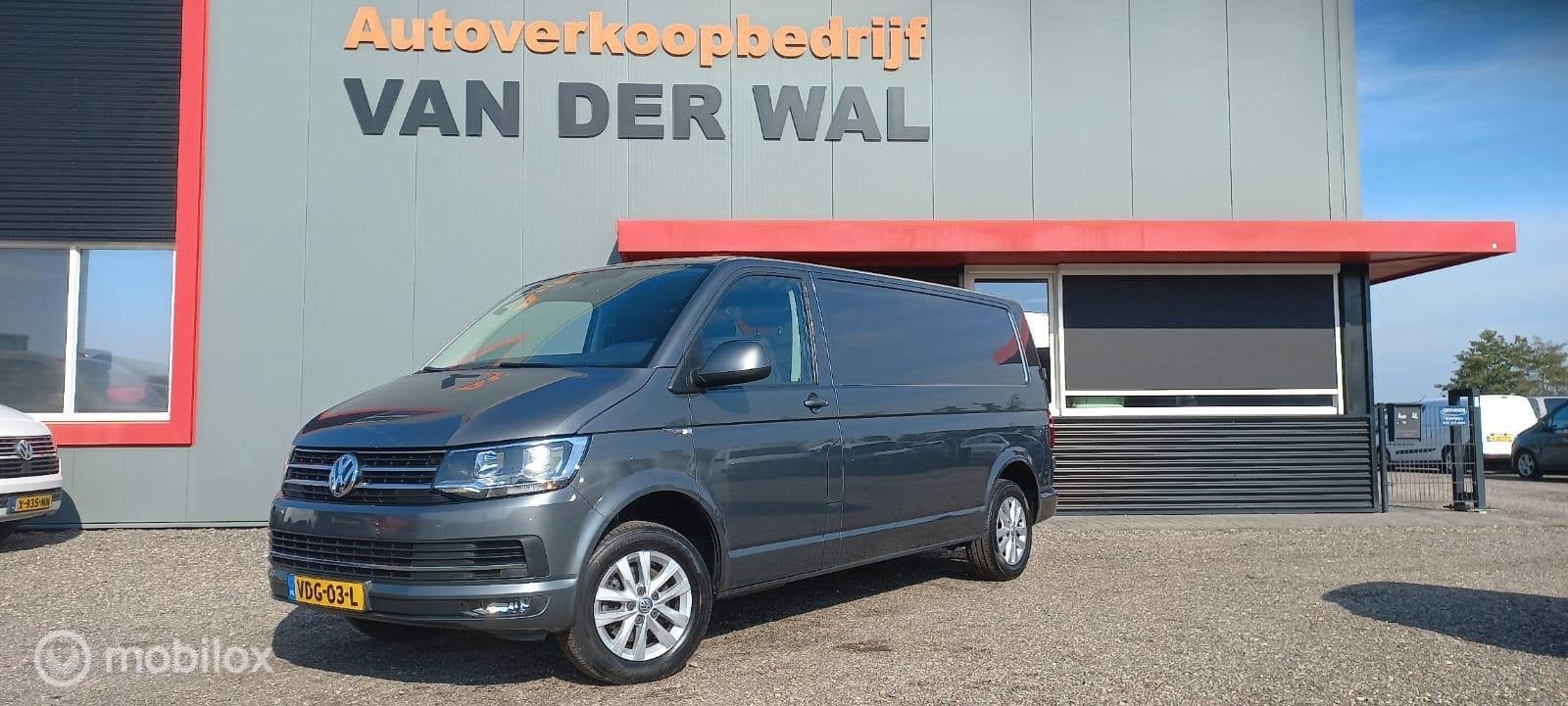 Volkswagen Transporter 2.0 TDI L2H1/AIRCO/CRUISECONTROL/NAVI, Gebruikt, Euro 6, 4 cilinders, 150 pk