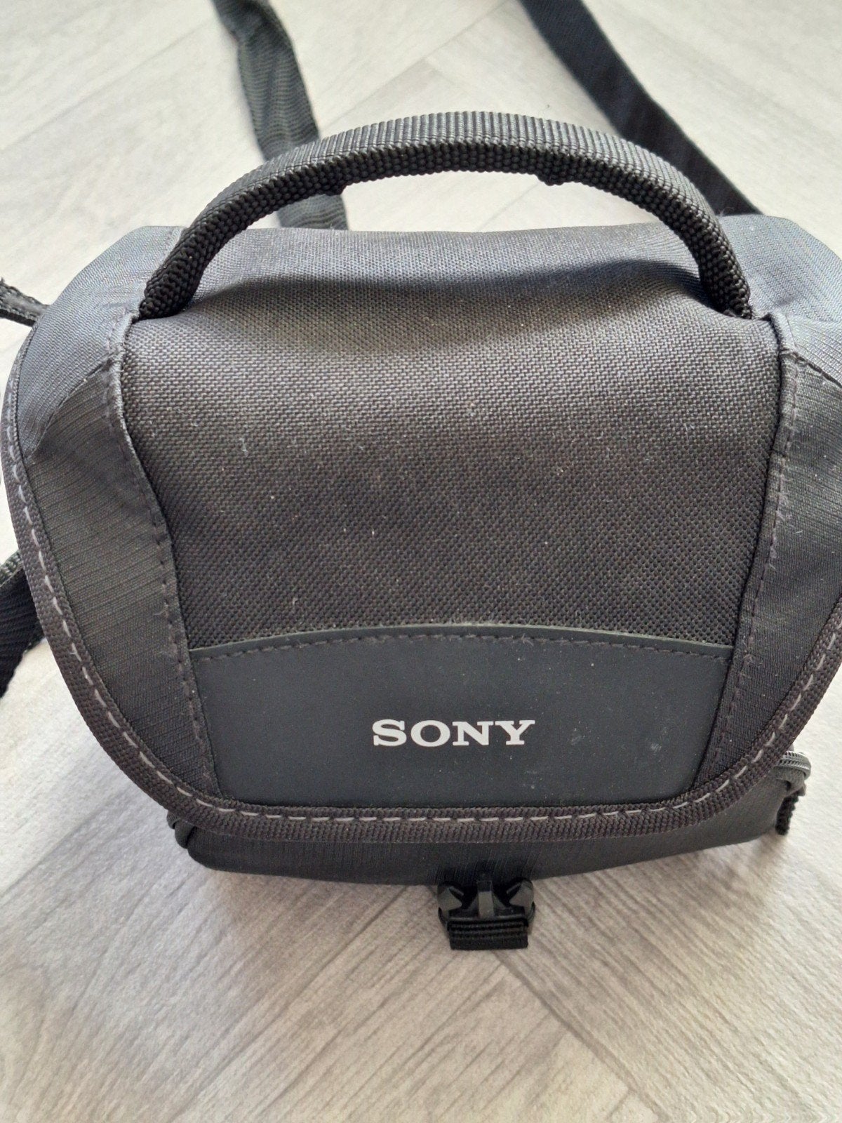 Sony LCS-U11 cameratasje., Audio, Tv en Foto, Ophalen, Zo goed als nieuw, Zwart, Sony