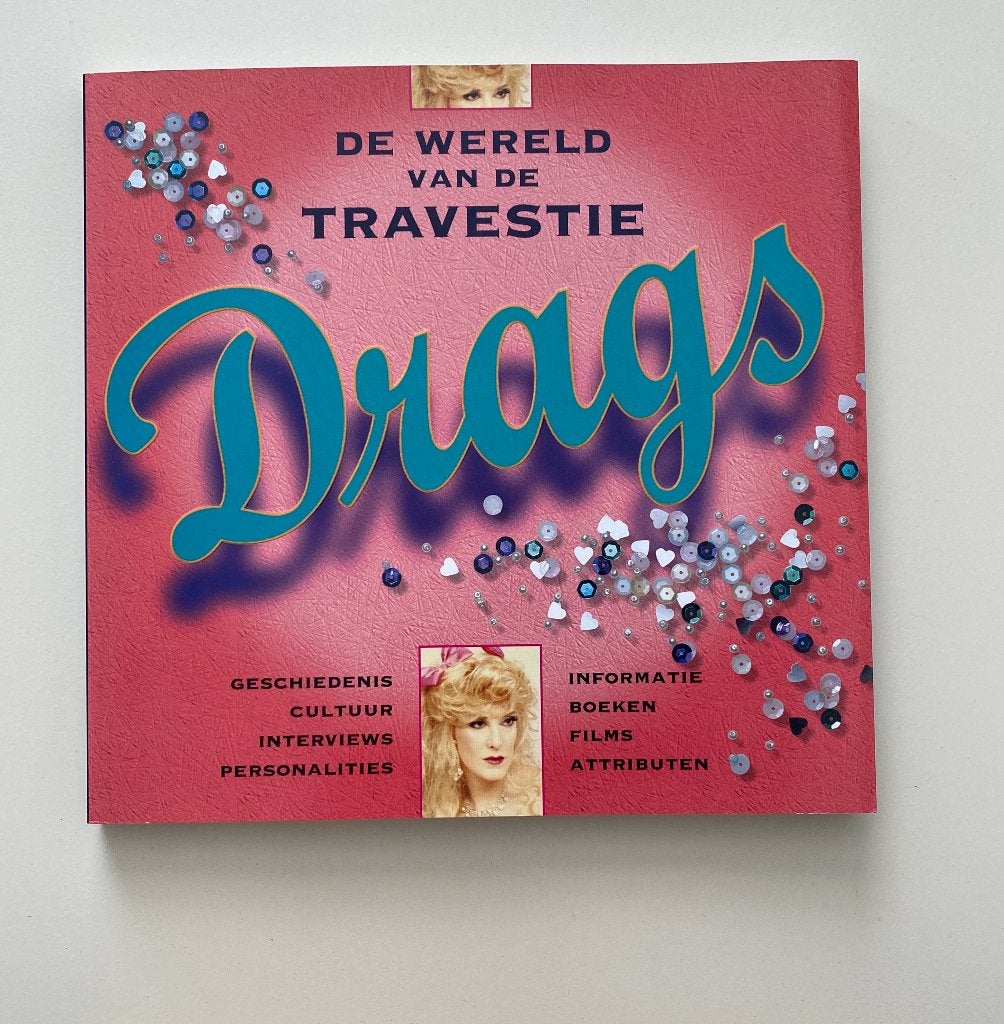 Drags - De wereld van de travestie, Ophalen of Verzenden, Zo goed als nieuw