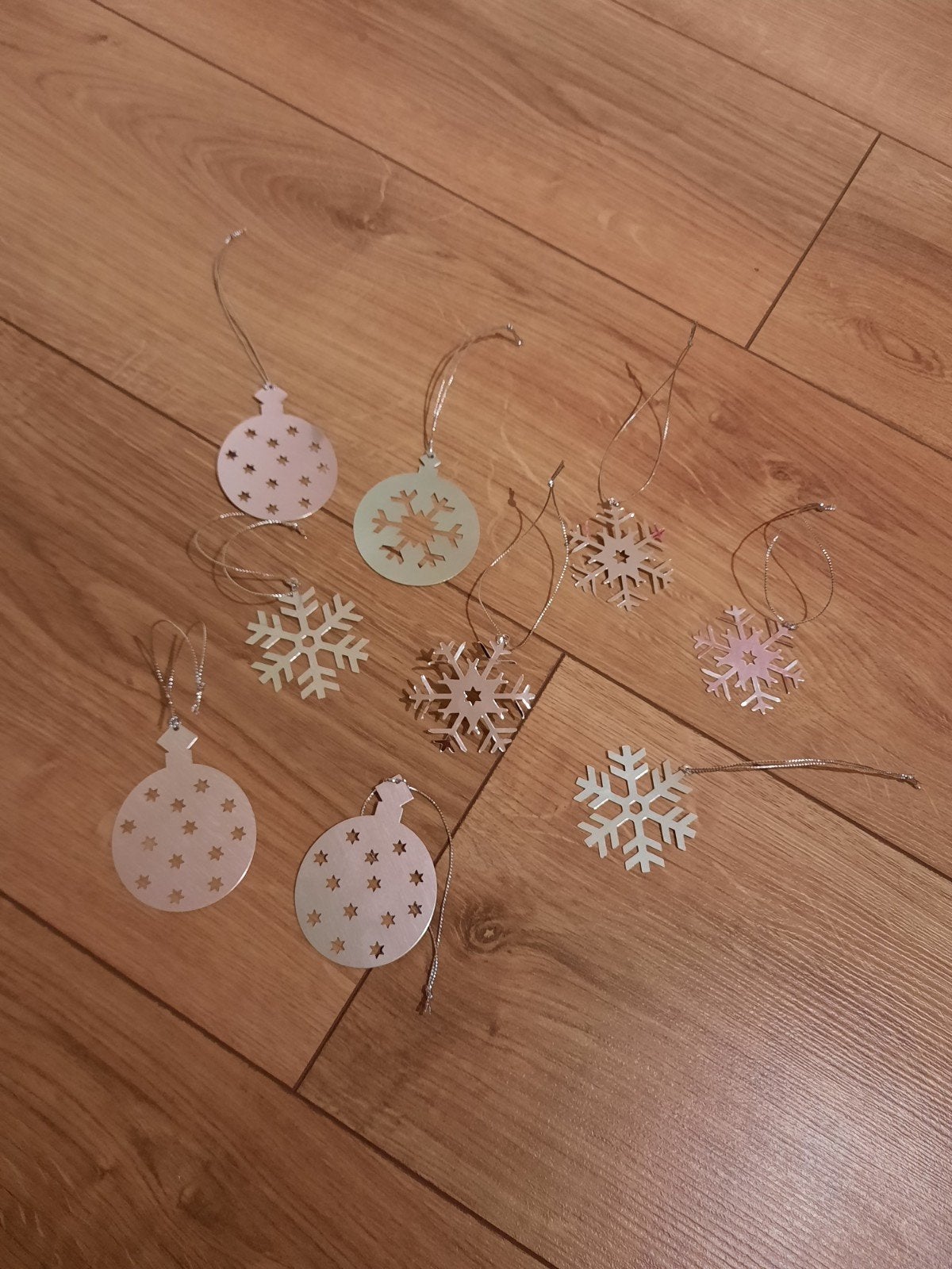 Mooie zilverkleurige hangers voor in de kerstboom., Ophalen of Verzenden