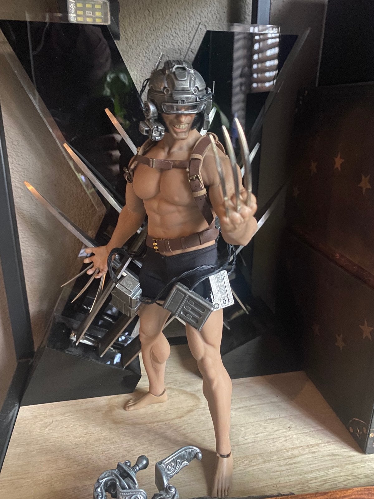 Wolverine weapon x figure 1/6, Verzamelen, Poppetjes en Figuurtjes, Ophalen of Verzenden, Zo goed als nieuw