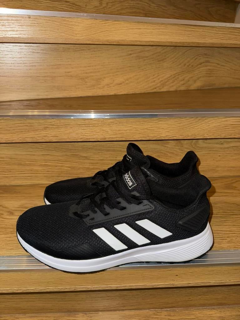 Adidas Duramo black white FR45/1-3 UK10.5, Verzenden, Zo goed als nieuw, Hardloopschoenen, Adidas