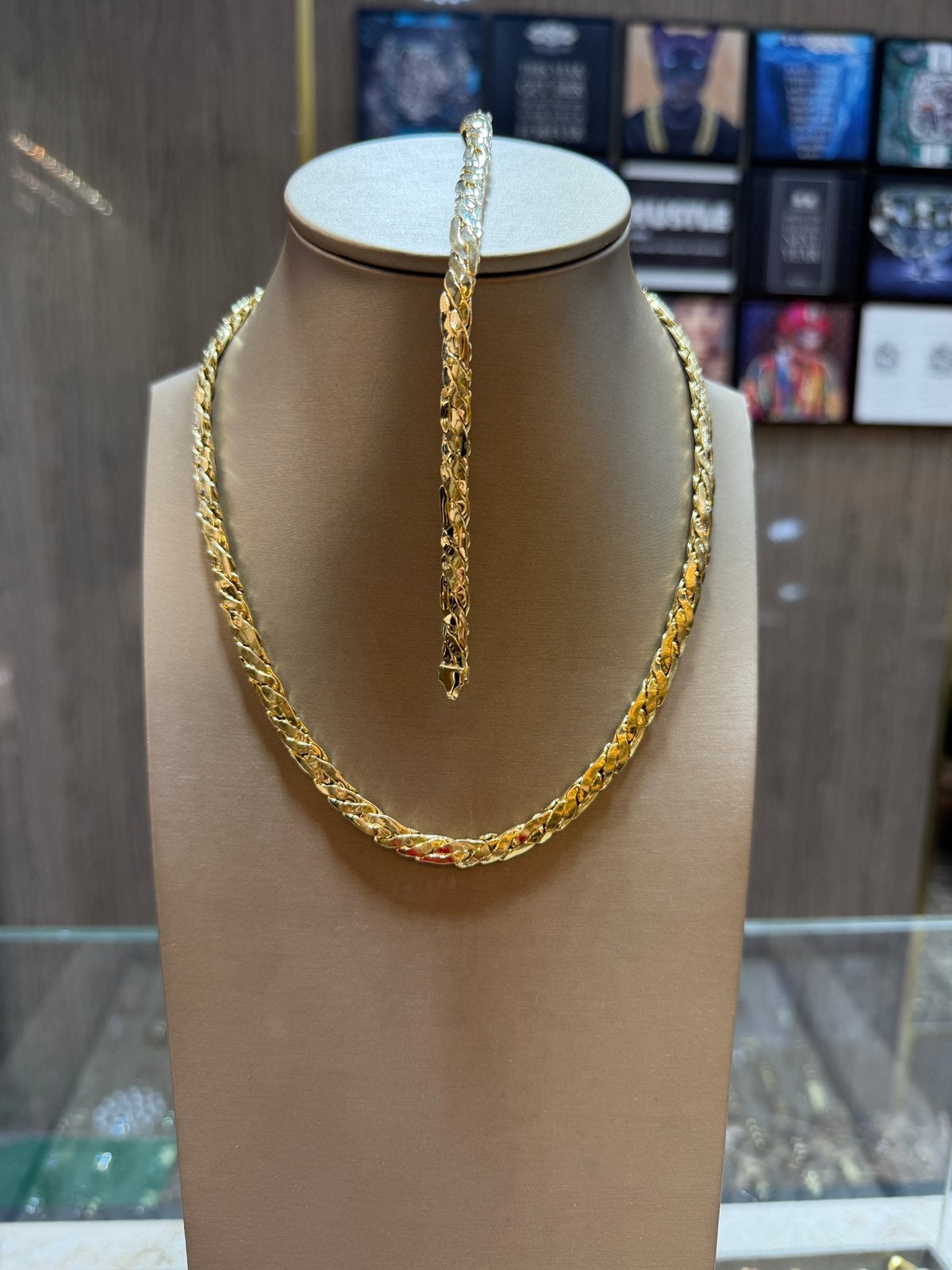 18KT Goud - 20 Gram - Collier en Armband - Vrouwenketting