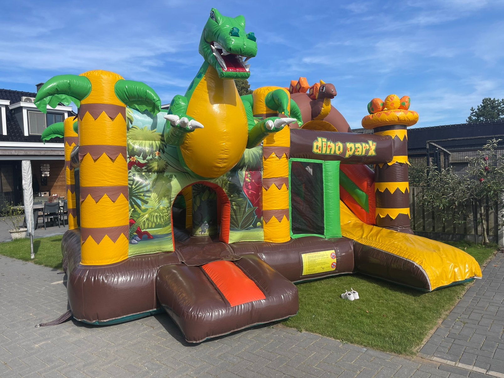 Dino multiplay springkussen met glijbaan te huur, Ophalen, Zo goed als nieuw, Overige