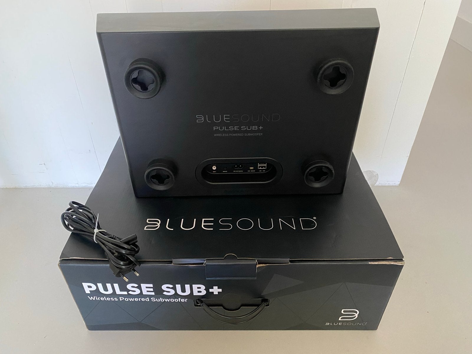 Bluesound Pulse Sub+ Draadloze Subwoofer - Zo goed als nieuw, Audio, Tv en Foto, Luidsprekers, Subwoofer, WiFi, Ophalen of Verzenden
