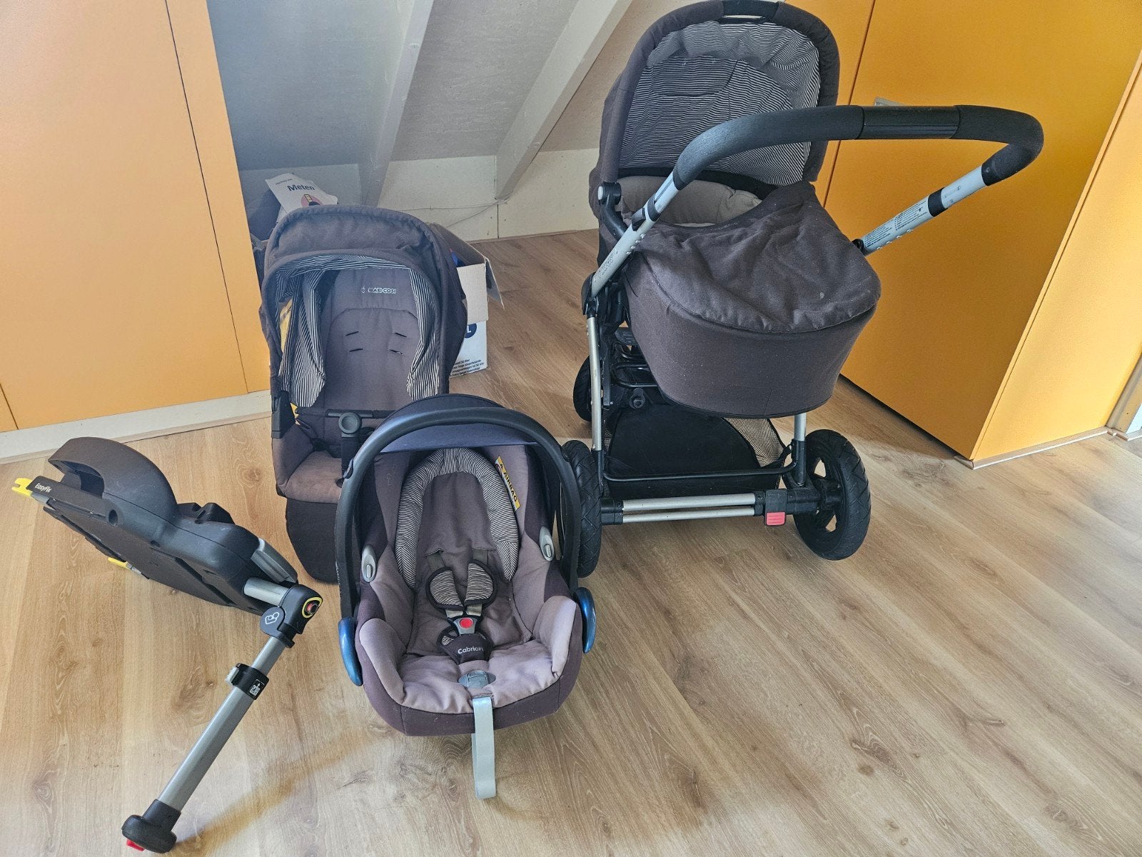 Maxi Cosi 3-in-1 kinderwagen met Isofix base, Ophalen