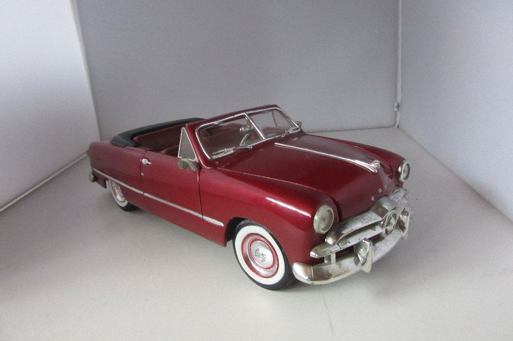 Ford 1949 Cabrio 1;18, Ophalen of Verzenden, Zo goed als nieuw, Auto, Solido