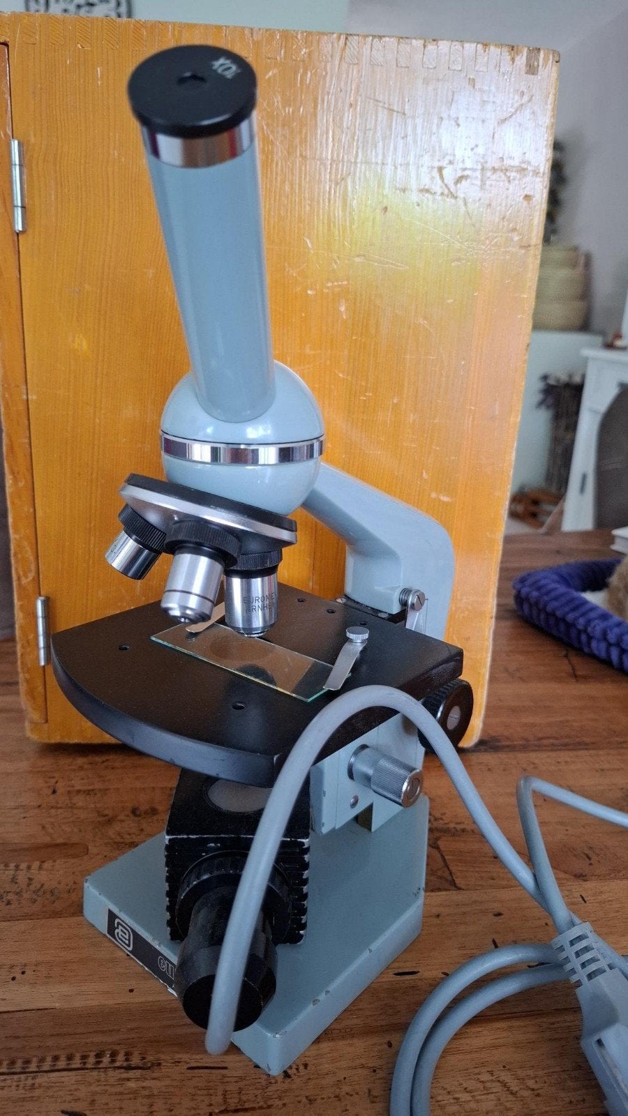Euromex Arnhem Microscoop met houten kist en accessoires, Audio, Tv en Foto, Optische apparatuur | Microscopen, Ophalen, Gebruikt