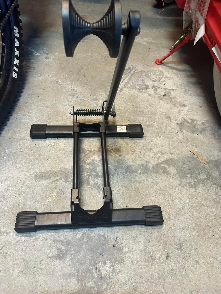 Cube mountain bike fiets steun nieuw, Ophalen of Verzenden, Zo goed als nieuw, Overige merken