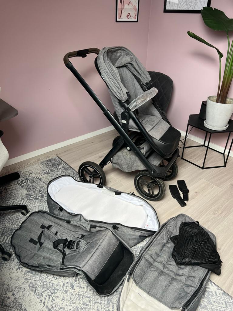 Dubatti kinderwagen (grijs) met veel accessoires, Overige merken, Ophalen of Verzenden, Combiwagen, Verstelbare duwstang