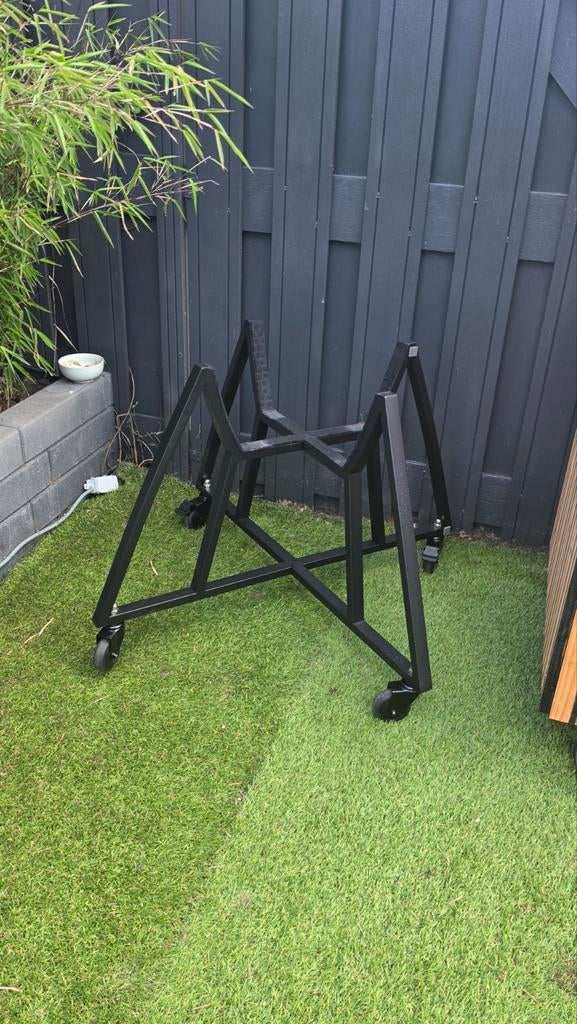 Nieuw onderstel kamado large, Tuin en Terras, Ophalen, Nieuw