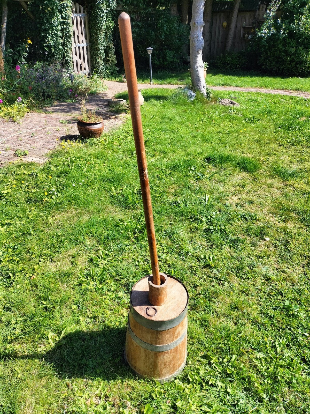 Antieke houten karn - Decoratief en functioneel, Ophalen