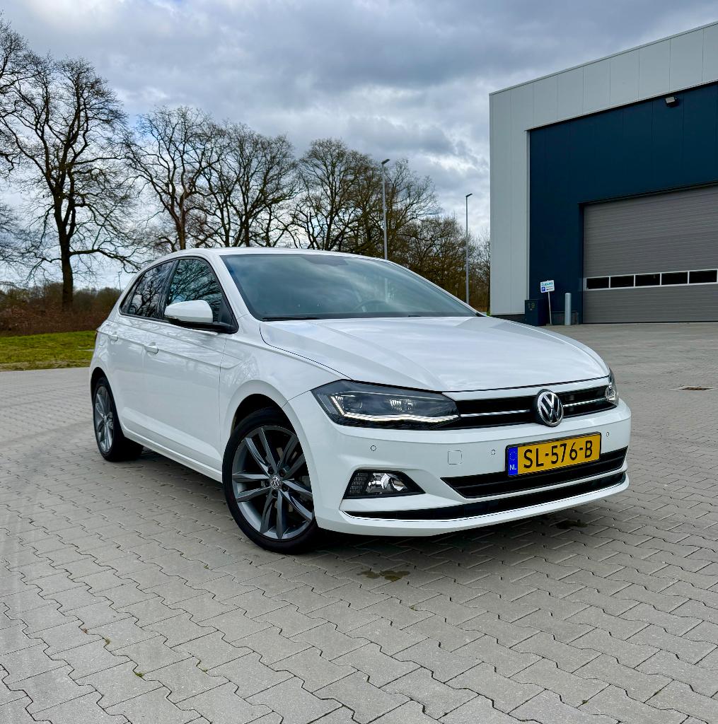 Volkswagen Polo 1.0 TSI 116pk 2018 Wit Highline XENON 6-bak, Zwart, 1055 kg, Handgeschakeld, Particulier