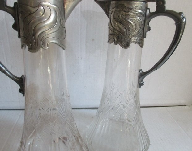 2 originele art nouveau karaffen decanters vr wijn WMF 40, Verzenden