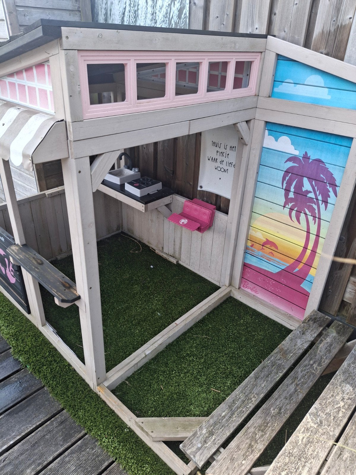 leuk kidkraft huisje in barbie thema, Ophalen, Gebruikt, Hout