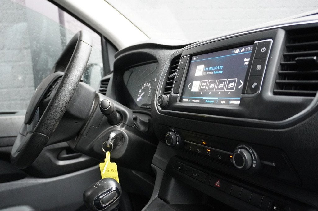Peugeot Expert 2.0 BlueHDI 122 PK L3 EURO 6 - Airco - Navi -, Gebruikt, 4 cilinders, Leder en Stof, Origineel Nederlands
