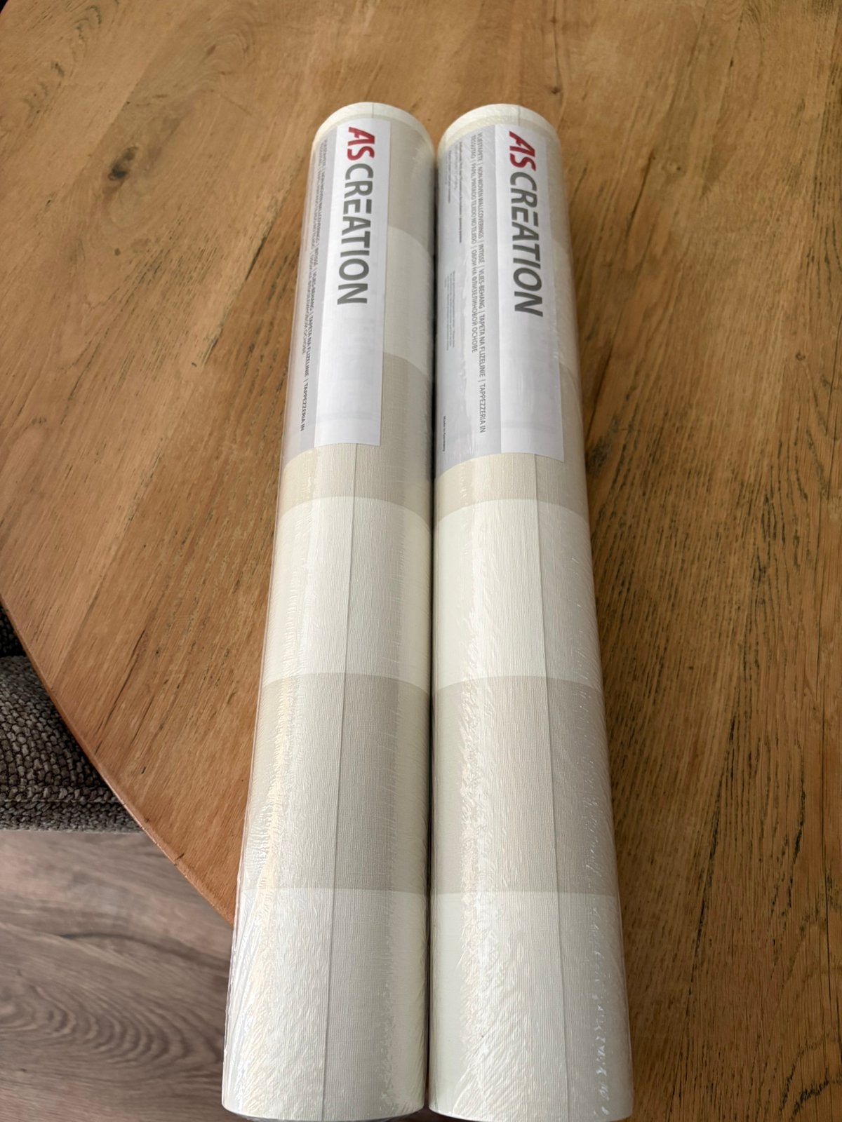 2 rollen behang beige/wit gestreept AS Creations, Ophalen, Beige, Vliesbehang, Overige stijlen