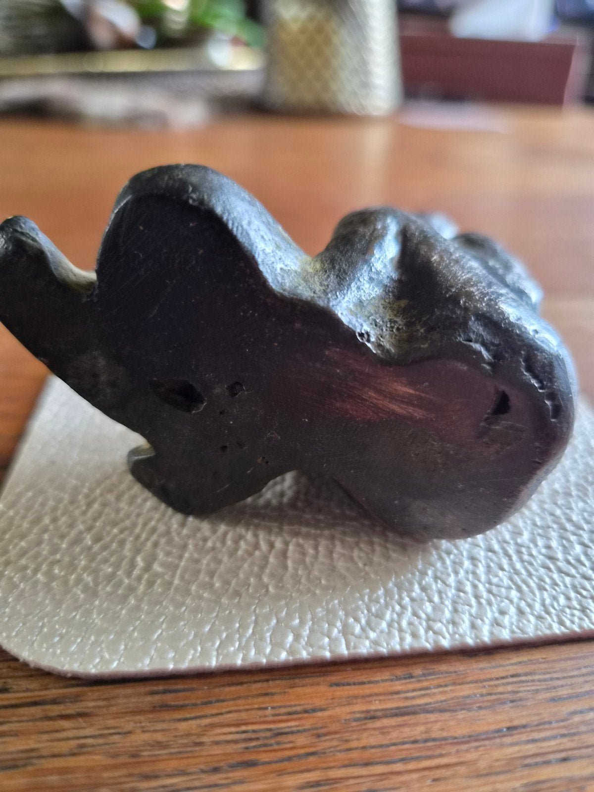 Bronzen beeldje man en vrouw, 7 cm, 540 gram, Minder dan 20 cm, Ophalen of Verzenden, Beeld, Man
