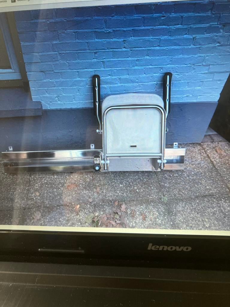 Misschien de oplossing voor uw douche of badkamer?, Diversen, Verpleegmiddelen, Ophalen, Zo goed als nieuw
