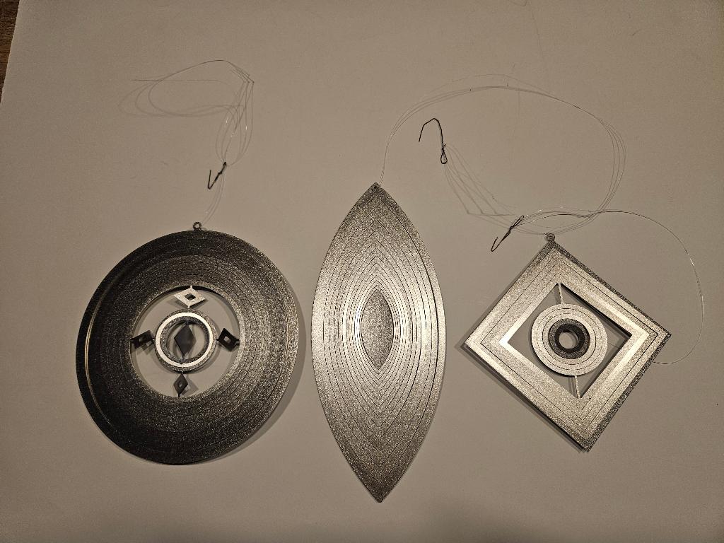 Kerst decoratie voor bij het raam, metalen mobiel 3 stuks, Diversen, Kerst, Zo goed als nieuw, Ophalen of Verzenden