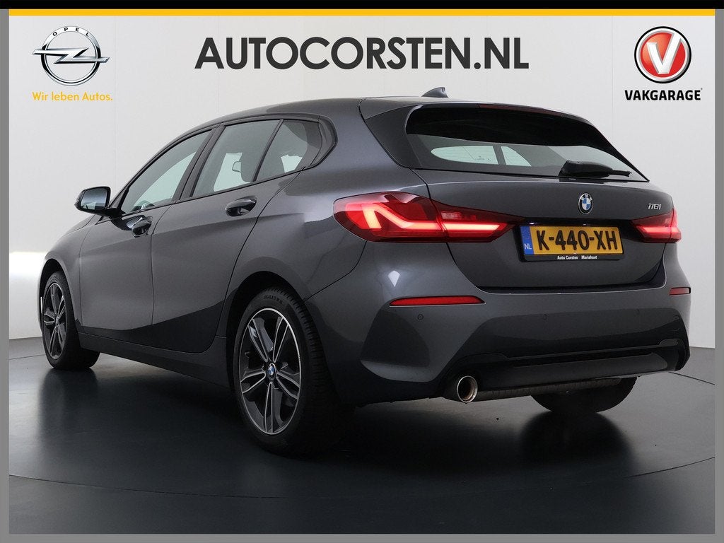 BMW 1-serie 118i AUT-7 Sport-Line Navi Ecc Live-Cockpit-Pro, Auto's, BMW, 136 pk, Gebruikt, Leder en Stof, Origineel Nederlands