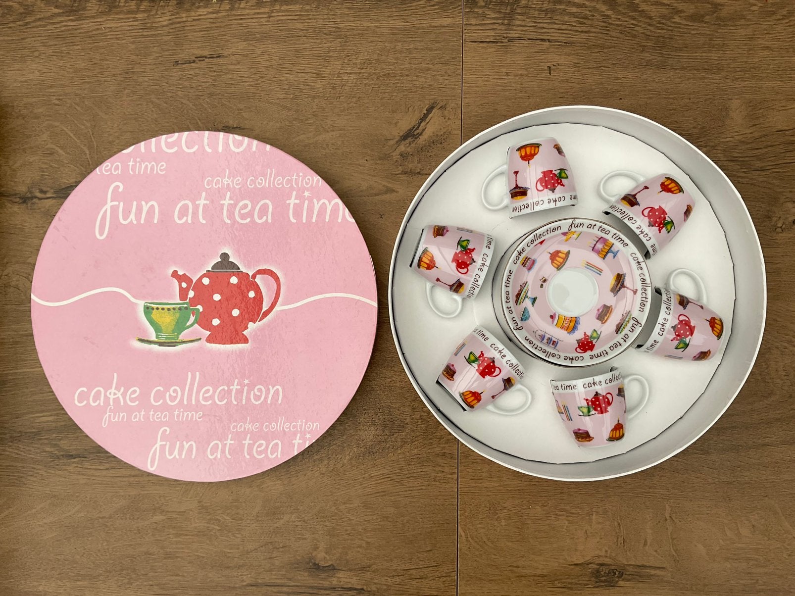 Nieuw mini servies of poppenservies, geen schade.in doos, Ophalen, Nieuw, Overige materialen, Speelkeuken-accessoire