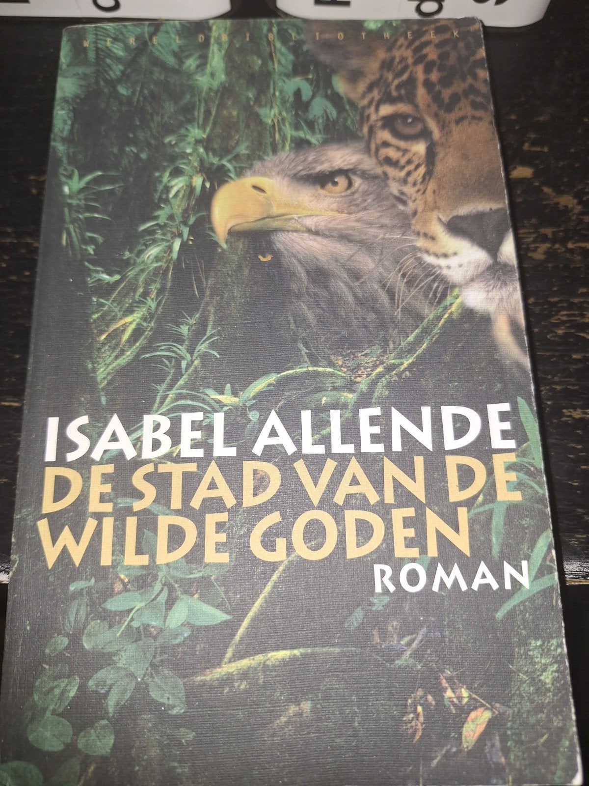 Isabel Allende, Ophalen of Verzenden, Zo goed als nieuw