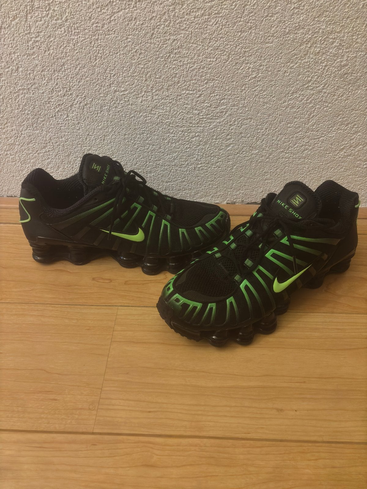 Nike Shox TL - Zwart/Neon Groen, Zwart, Ophalen of Verzenden, Sneakers of Gympen, Gedragen