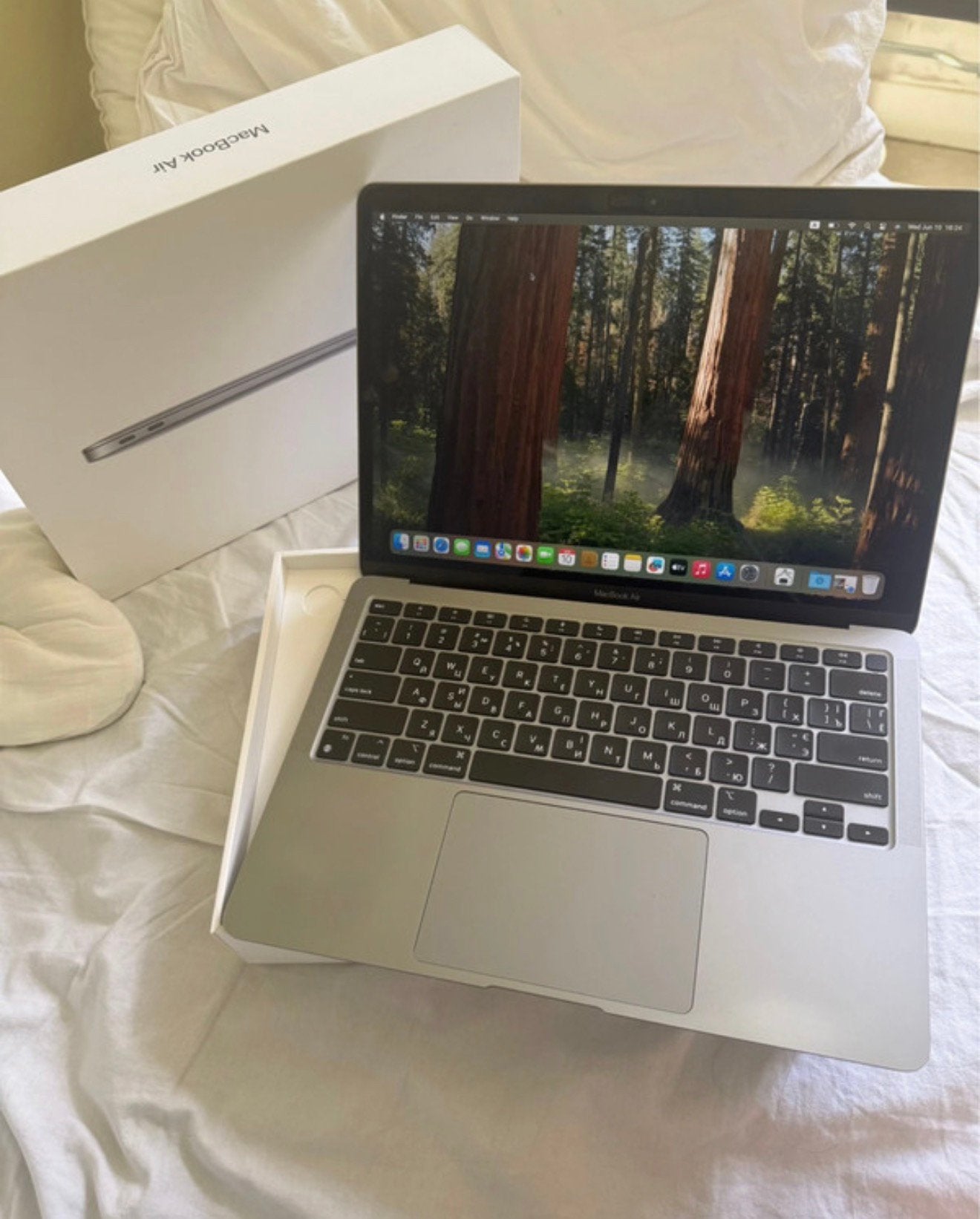 MacBook Air 13 (M1 chip) 2022, Computers en Software, Apple Macbooks, 13 inch, Ophalen of Verzenden, Zo goed als nieuw, MacBook Air