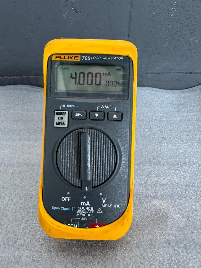 Fluke 705 Loop Calibrator - Nauwkeurige mA Metingen, Doe-het-zelf en Verbouw, Meetapparatuur, Verzenden