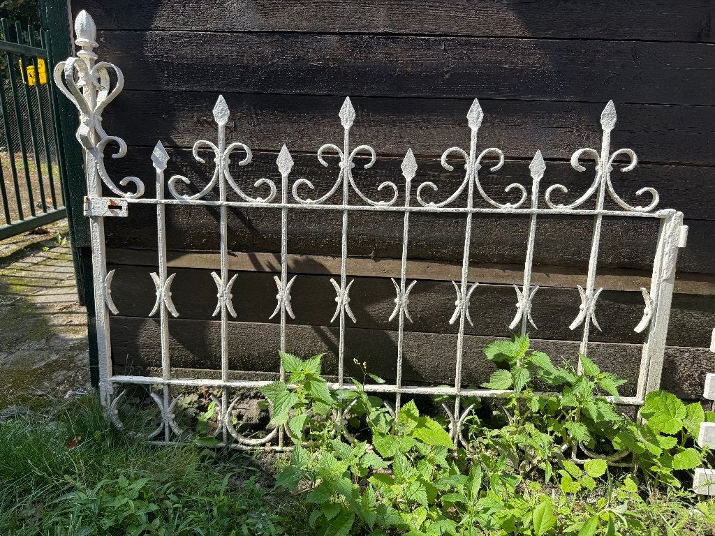 Decoratief Gietijzeren Hekwerk - Sierlijk en Robuust, Ophalen, Met poort, Gebruikt, Sierhekwerk