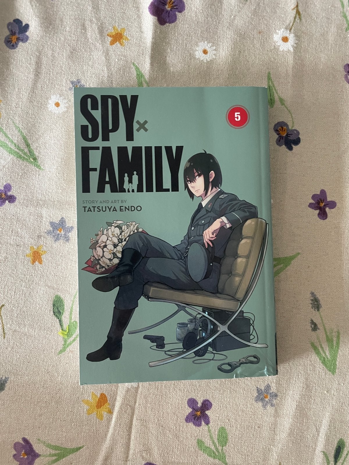 Spy x Family manga 05, Eén comic, Ophalen of Verzenden, Gelezen, Japan (Manga)