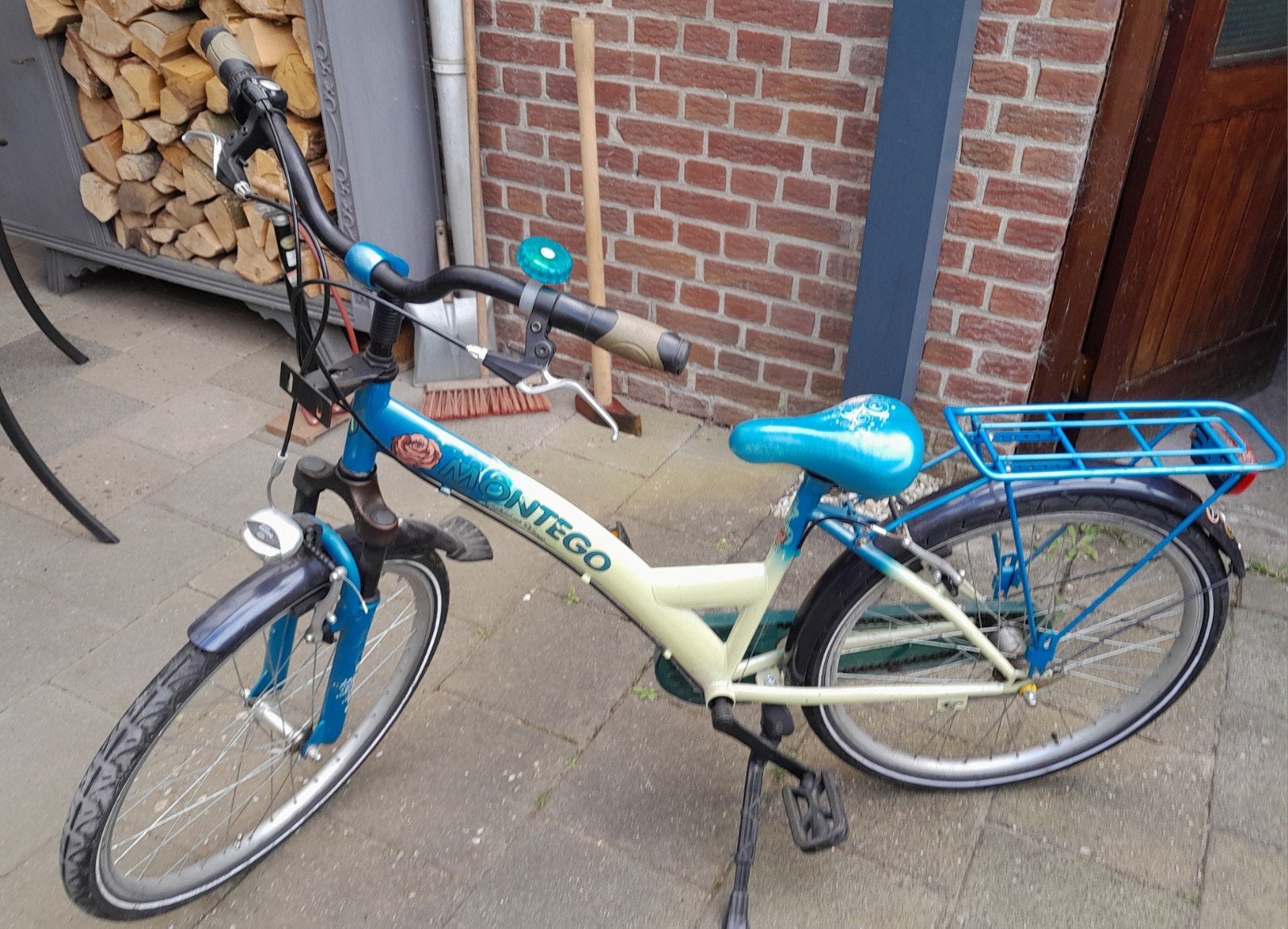 Meisjes Fiets Montego, Fietsen en Brommers, Ophalen, Terugtraprem, Gebruikt, Montego