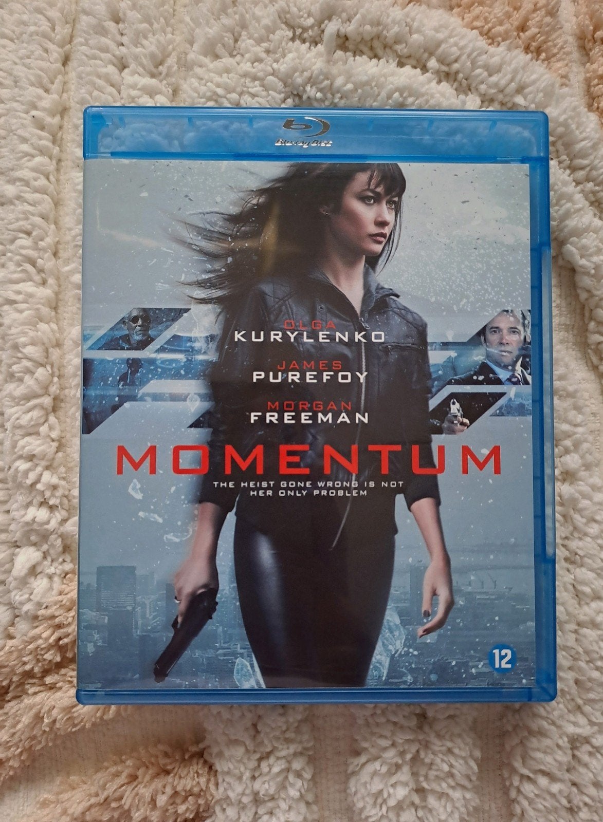 Momentum Blu-ray - Actiethriller met Olga Kurylenko, Vanaf 16 jaar, Nederlands, Actiethriller, Ophalen of Verzenden
