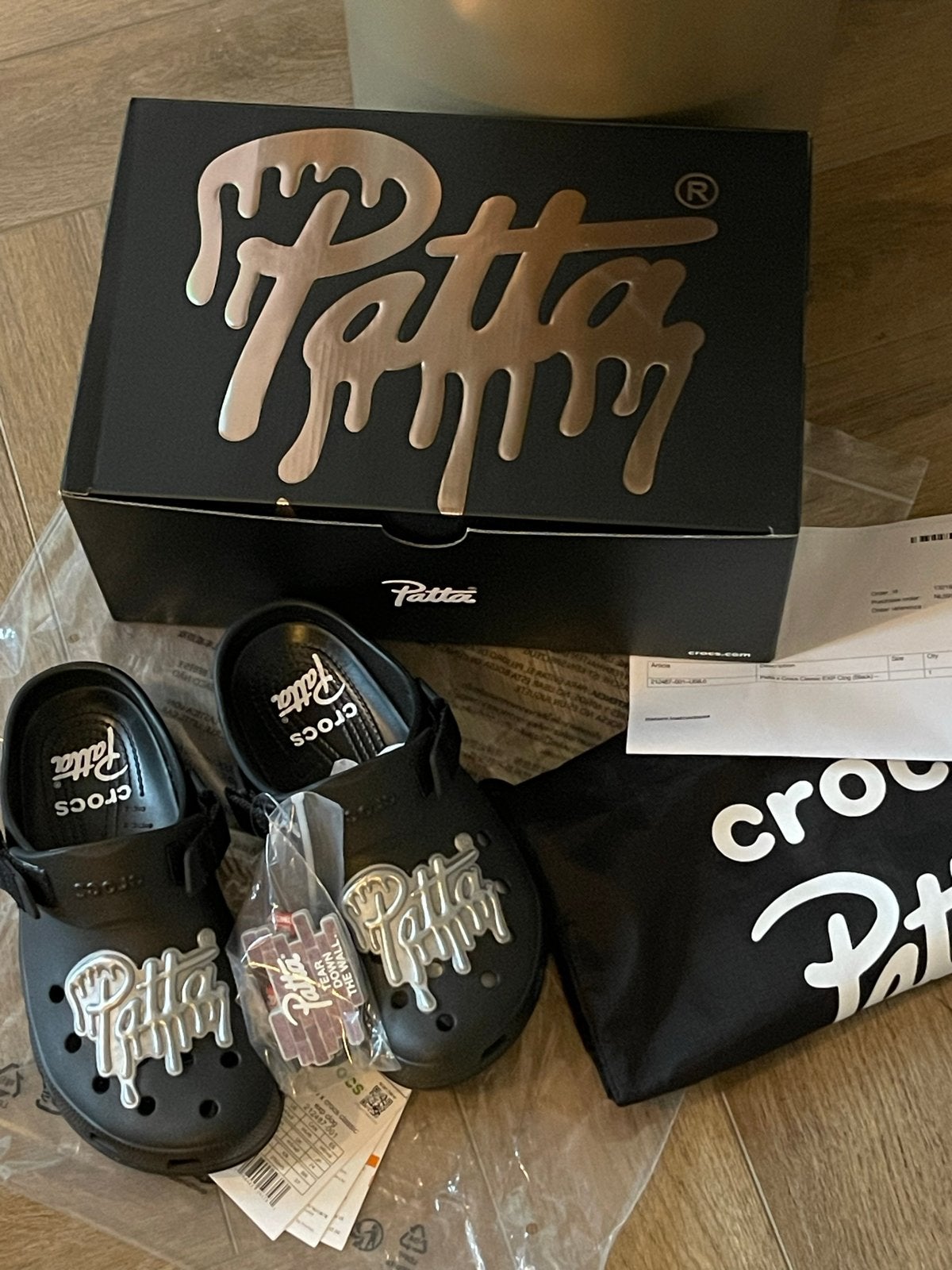 Patta x Crocs Classic EXP Clog Zwart - Nieuw in doos, Verzenden, Nieuw, Zwart, Slippers